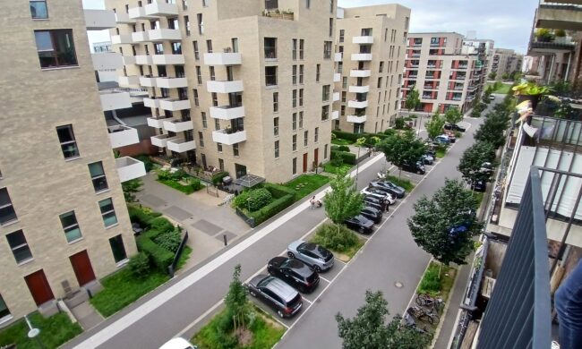 Blick vom Balkon eines Appartements in Mitte Altona.