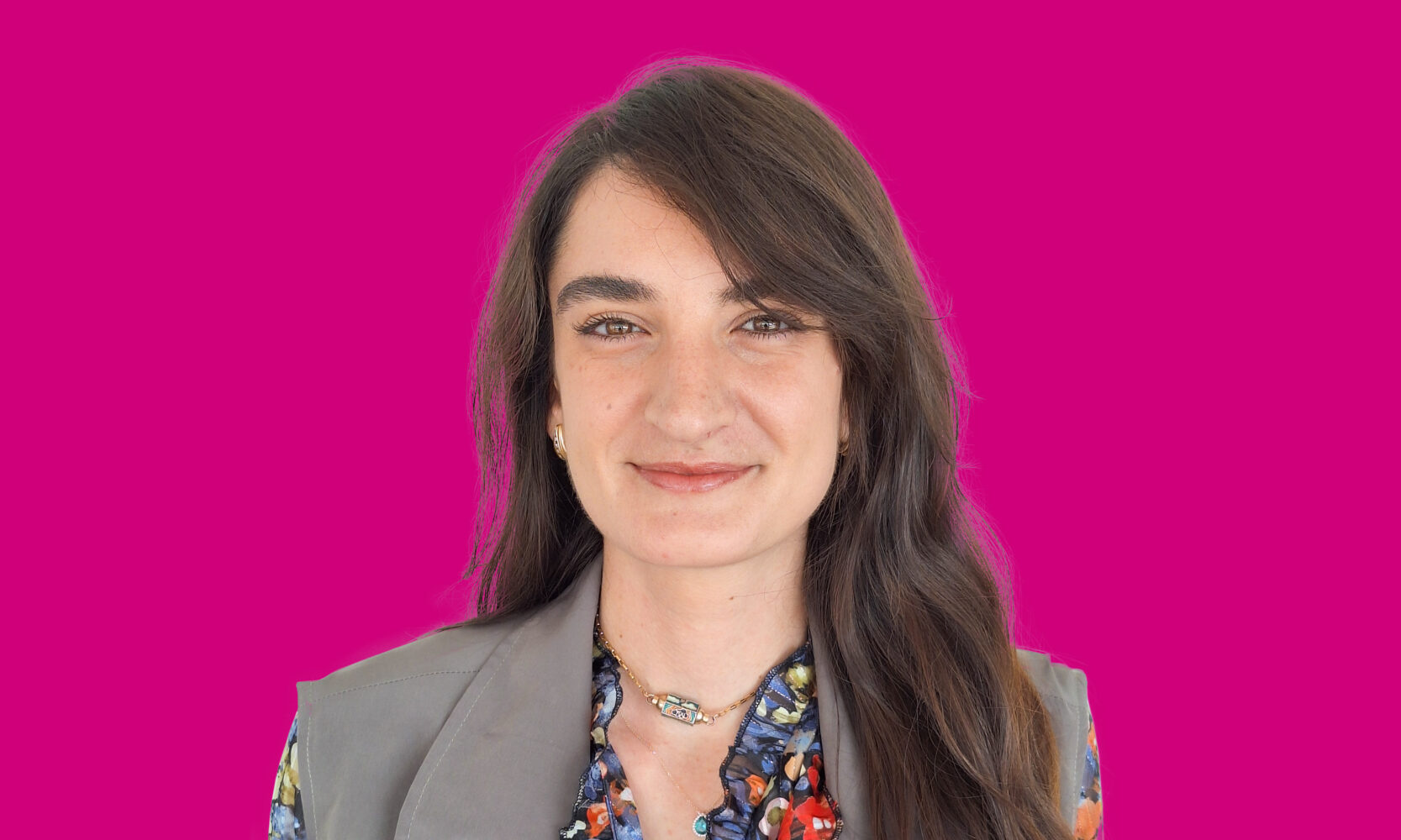 Portrait von Konstantina Gkiounzelidou, die als Rechtsberaterin beim Mieterverein arbeitet