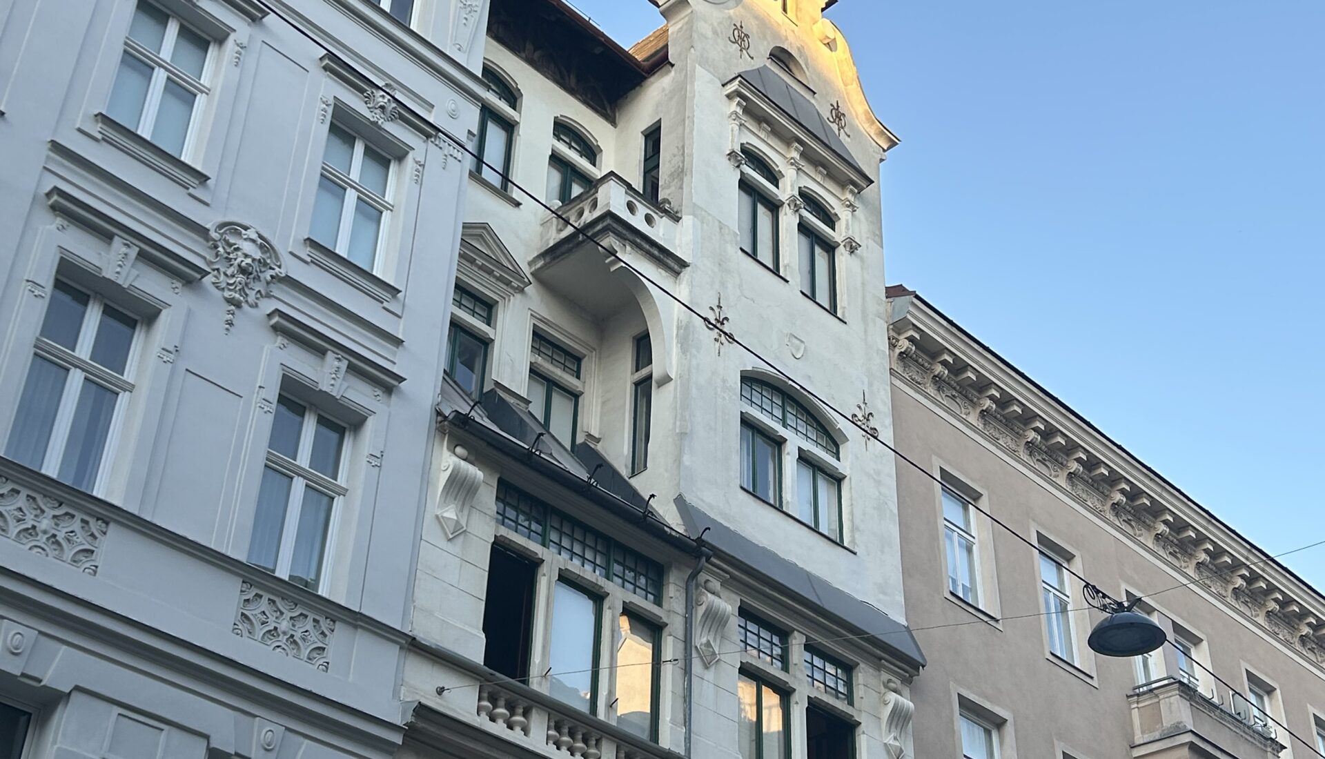 Altbau in der Stadt Wien.