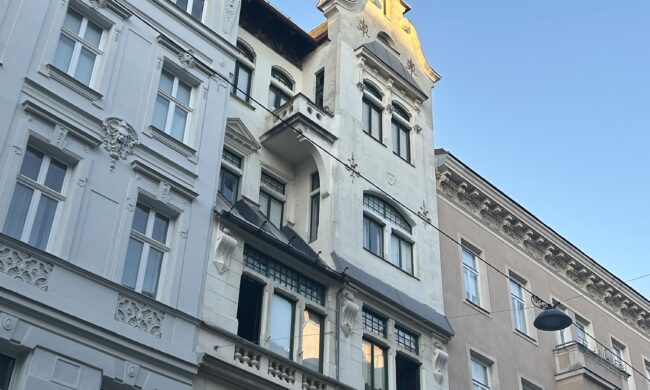 Altbau in der Stadt Wien.